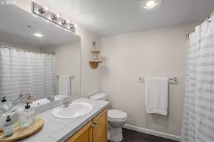 780 NW 185th Ave, Beaverton, OR 97006 - Photo 25