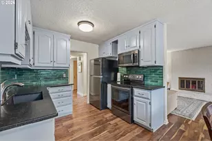 2521 SW Beaverton Hillsdale Hwy, Portland, OR 97239 - Photo 9