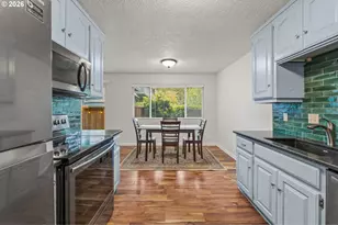 2521 SW Beaverton Hillsdale Hwy, Portland, OR 97239 - Photo 7