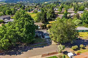 601 E Oxford St, Newberg, OR 97132 - Photo 41