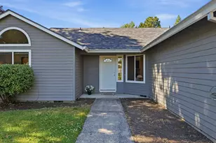 601 E Oxford St, Newberg, OR 97132 - Photo 3