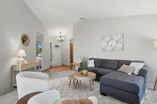 601 E Oxford St, Newberg, OR 97132 - Photo 5