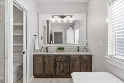 9608 NW 8th Ave, Vancouver, WA 98665 - Photo 17