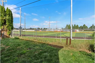 1880 Manihi Dr, Eugene, OR 97404 - Photo 31