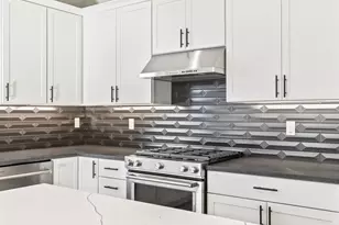 18865 SE Crooked River St, Sandy, OR 97055 - Photo 5