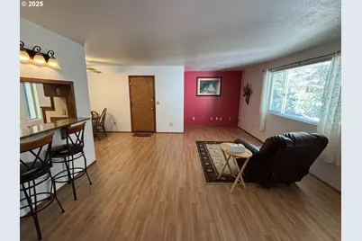 87803 Sandrift St, Florence, OR 97439 - Photo 5