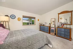 1199 N Terry St, Eugene, OR 97402 - Photo 15