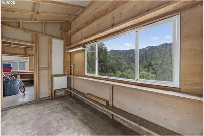 15745 Highway 36, Deadwood, OR 97430 - Photo 33