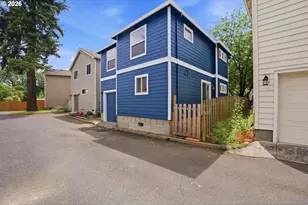 9406 N Macrum Ave, Portland, OR 97203 - Photo 33