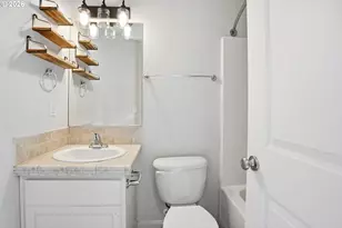 9406 N Macrum Ave, Portland, OR 97203 - Photo 25