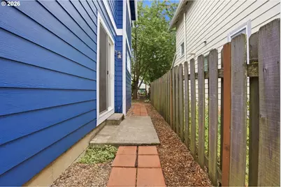 9406 N Macrum Ave, Portland, OR 97203 - Photo 31
