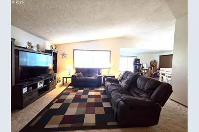 740 N 11th Ave, Elgin, OR 97827 - Photo 3
