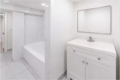 9326 SE Mill St, Portland, OR 97216 - Photo 19