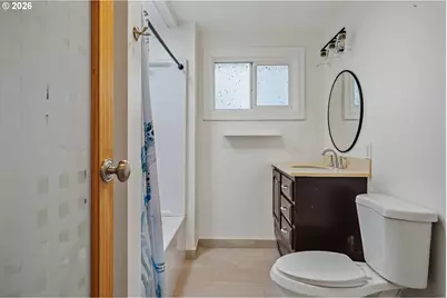 5566 SW Erickson Ave, Beaverton, OR 97005 - Photo 25