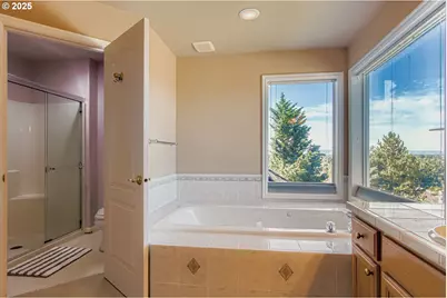 6340 SW 166th Pl, Beaverton, OR 97007 - Photo 15