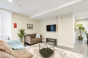 522 NE Morris St, Portland, OR 97212 - Photo 33