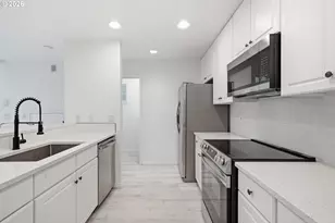 9600 NW Miller Hill Dr, Portland, OR 97229 - Photo 11