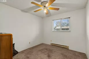 375 Johnson St, Sutherlin, OR 97479 - Photo 25