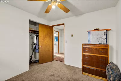 375 Johnson St, Sutherlin, OR 97479 - Photo 23