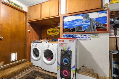 375 Johnson St, Sutherlin, OR 97479 - Photo 31