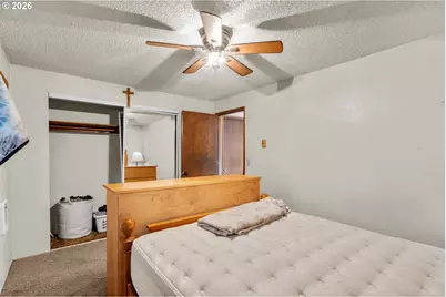375 Johnson St, Sutherlin, OR 97479 - Photo 21