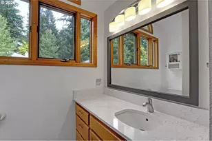 15290 SW 141st Ave, Portland, OR 97224 - Photo 31