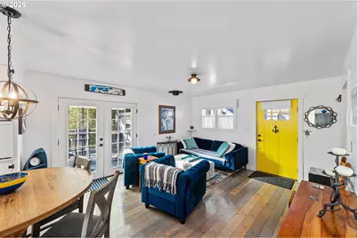 886 1st St SE, Bandon, OR 97411 - Photo 7