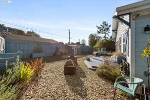 886 1st St SE, Bandon, OR 97411 - Photo 29