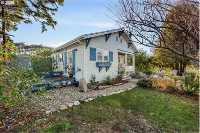 886 1st St SE, Bandon, OR 97411 - Photo 39