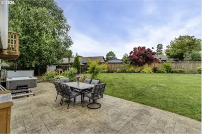 2457 SE Willow Dr, Hillsboro, OR 97123 - Photo 25