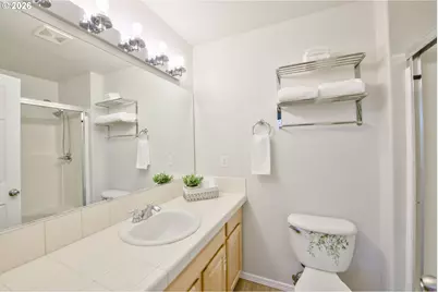 3721 E Oak Grove St, Newberg, OR 97132 - Photo 31