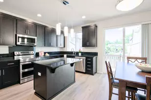 3721 E Oak Grv St, Newberg, OR 97132 - Photo 15