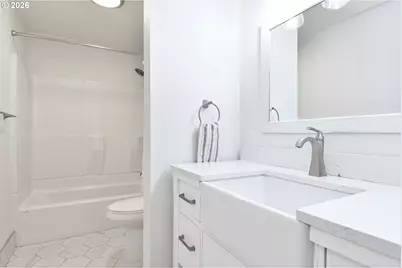 2645 SE Lewellyn Ave, Troutdale, OR 97060 - Photo 17