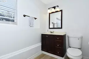 2645 SE Lewellyn Ave, Troutdale, OR 97060 - Photo 31