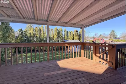 2645 SE Lewellyn Ave, Troutdale, OR 97060 - Photo 33