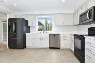 2645 SE Lewellyn Ave, Troutdale, OR 97060 - Photo 13