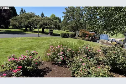 15915 SW Greens Way, Portland, OR 97224 - Photo 25