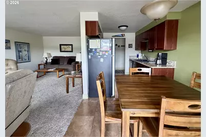 320 Necanicum Dr #10, Seaside, OR 97138 - Photo 11
