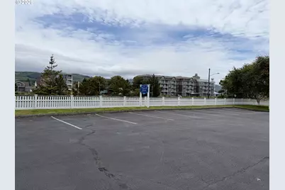 320 Necanicum Dr #10, Seaside, OR 97138 - Photo 29