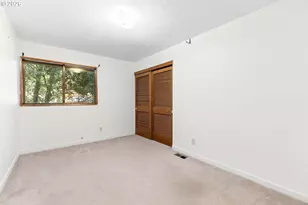 1085 SW Hillcroft Ave, Portland, OR 97225 - Photo 17