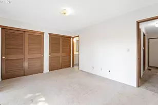 1085 SW Hillcroft Ave, Portland, OR 97225 - Photo 15