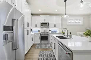 7575 SW Honor Loop, Wilsonville, OR 97070 - Photo 9