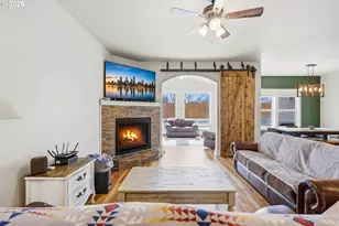 1003 SW Olive Ct, Hermiston, OR 97838 - Photo 3