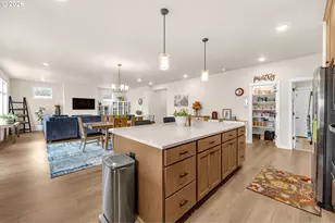 2821 NW 8th Pl, Battle Ground, WA 98604 - Photo 9