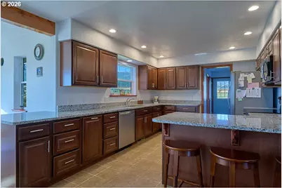 88246 Red Hawk Ln, Enterprise, OR 97828 - Photo 9