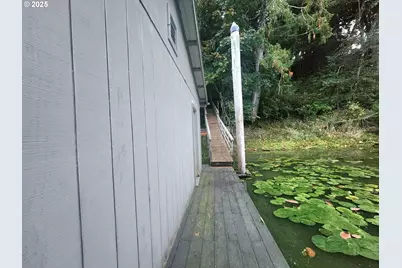 96015 Sunlake Ln, Lakeside, OR 97449 - Photo 23
