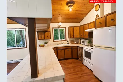 96015 Sunlake Ln, Lakeside, OR 97449 - Photo 11