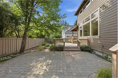 19484 SW Lorna Ln, Lake Oswego, OR 97035 - Photo 41