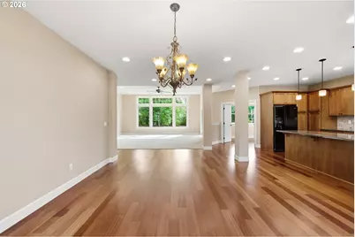 19484 SW Lorna Ln, Lake Oswego, OR 97035 - Photo 7