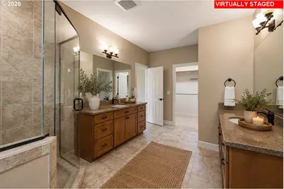 19484 SW Lorna Ln, Lake Oswego, OR 97035 - Photo 19